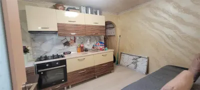 Apartament in Onesti 0742 801 1223, parter str Venus - foto 5