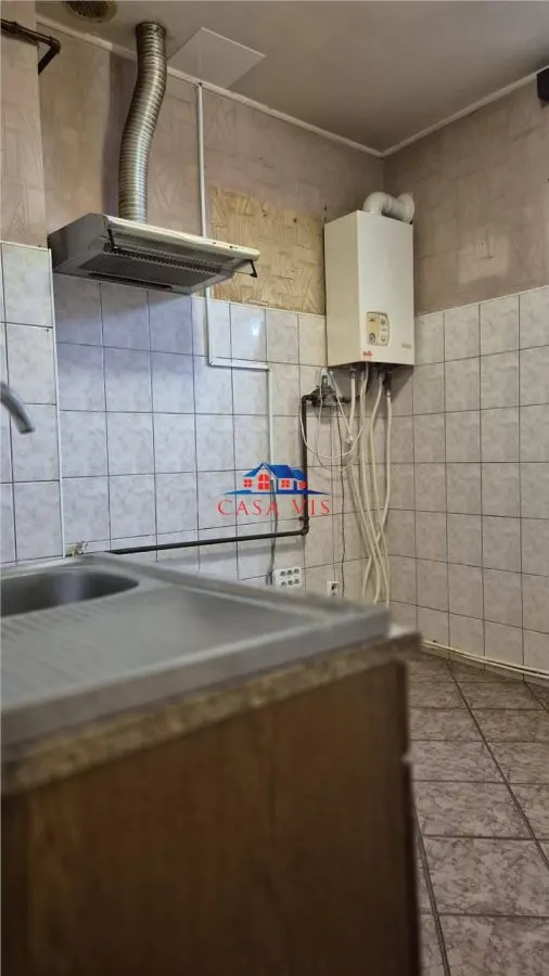 Apartament in Onesti 0742 801 123, langa BRD - foto 1