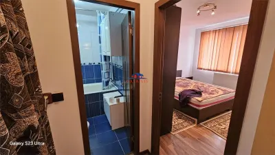 Apartament 2 camere in Onesti, zona ultracentrala, la cheie . - foto 4