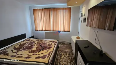 Apartament 2 camere in Onesti, zona ultracentrala, la cheie . - foto 9