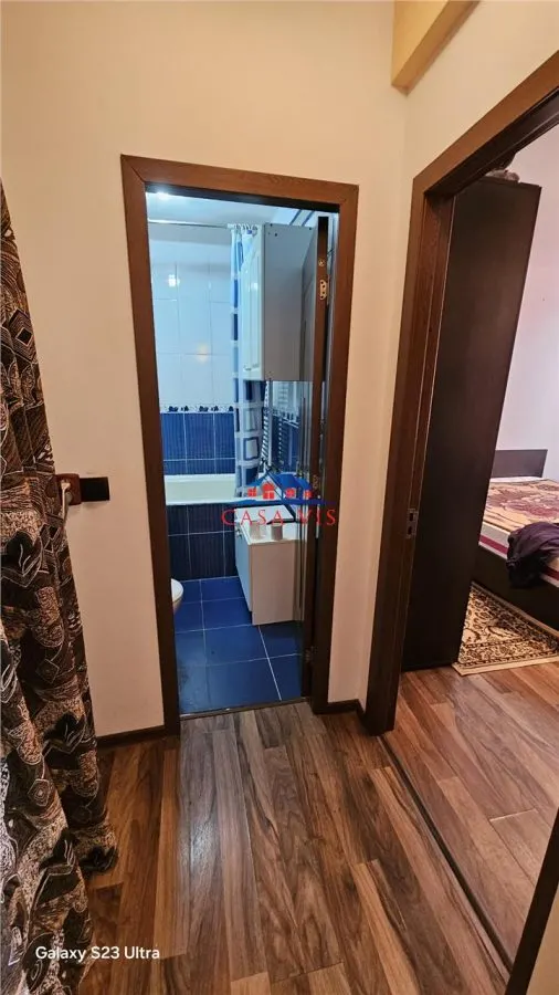 Apartament 2 camere in Onesti, zona ultracentrala, la cheie . - foto 10