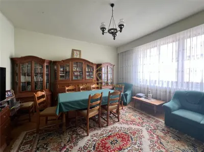 Casa cu 3 camere in zona parcului Regina Maria - Baia Mare