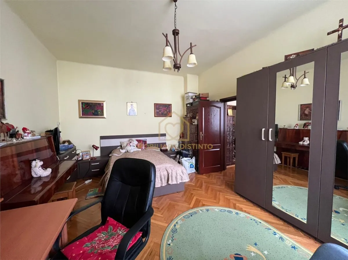 Casa cu 3 camere in zona parcului Regina Maria - foto 8