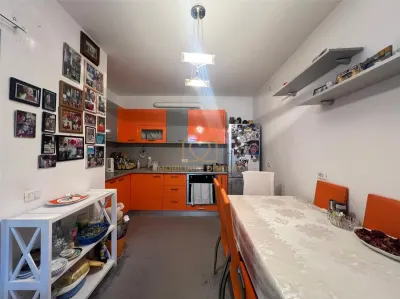 Casa cu 5 ari teren zona ultracentrala - foto 14