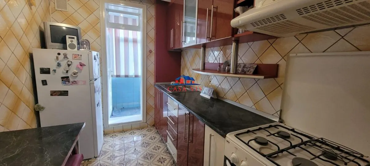 Apartament in Onesti 2 camere, langa catedrala - foto 4