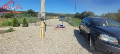 Teren de inchiriat in Onesti 400 euro/luna, calea Bacaului - Onesti