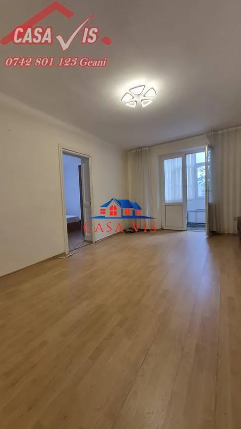 Apartament 3 camere in Onesti etajul 2/4 str Oituz - foto 1