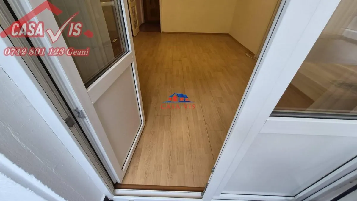 Apartament 3 camere in Onesti etajul 2/4 str Oituz - foto 4