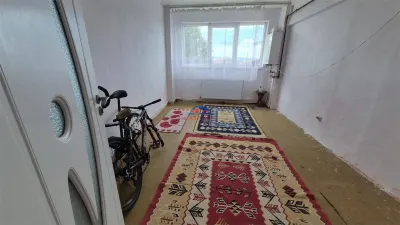 VANDUTA !!! Garsoniera de vanzare in Onesti, zona de jos. 13.500 euro. - foto 2