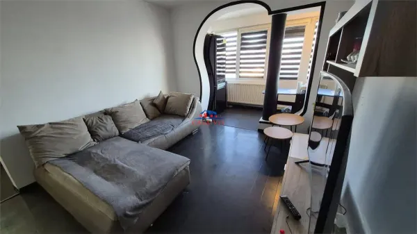 Apartament 2 camere Onești - poza 1