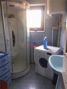 Casa de vanzare in com. Livezi, toate utilitatile, teren 1100 mp. - foto 3