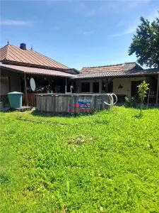 Casa de vanzare in com. Livezi, toate utilitatile, teren 1100 mp. - foto 4