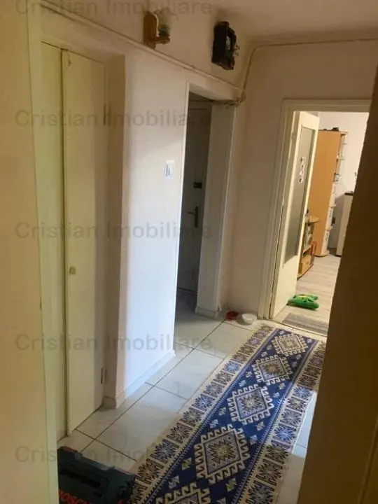 Apart decomandat 2 cam 57mp confort 1  Obor balcon 7m - foto 4