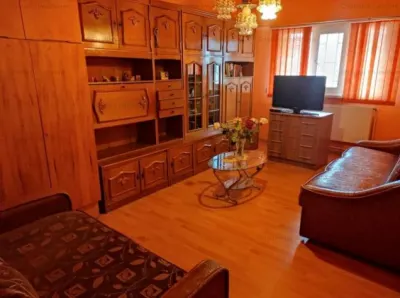 2 camere zona Buzaului parter, balcon 10 m - Braila