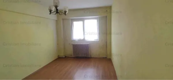 Apartament 3 camere Brăila - poza 2