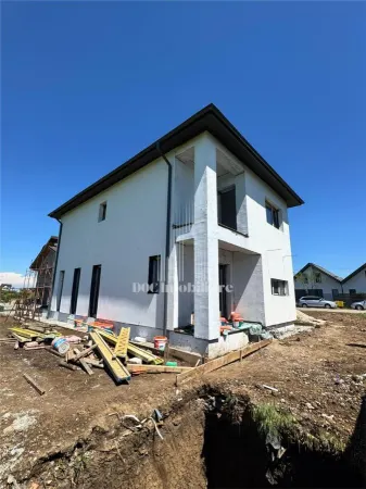 Casă 4 camere Berceni - poza 1
