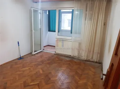 SUPER PRET 2 camere, confort 1 zona Hipodrom, etaj 2 - foto 3