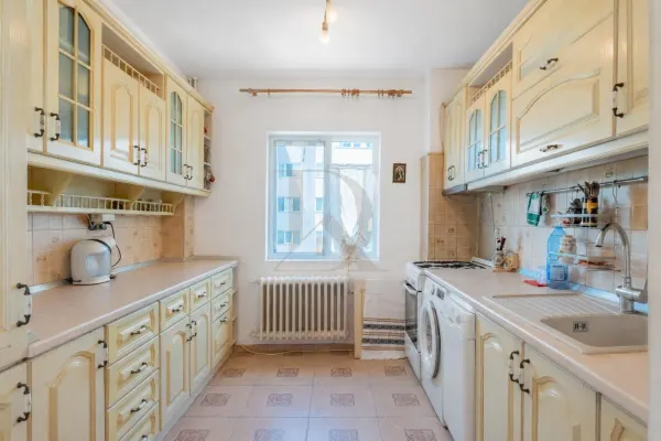 Apartament 3 camere Iași - poza 1