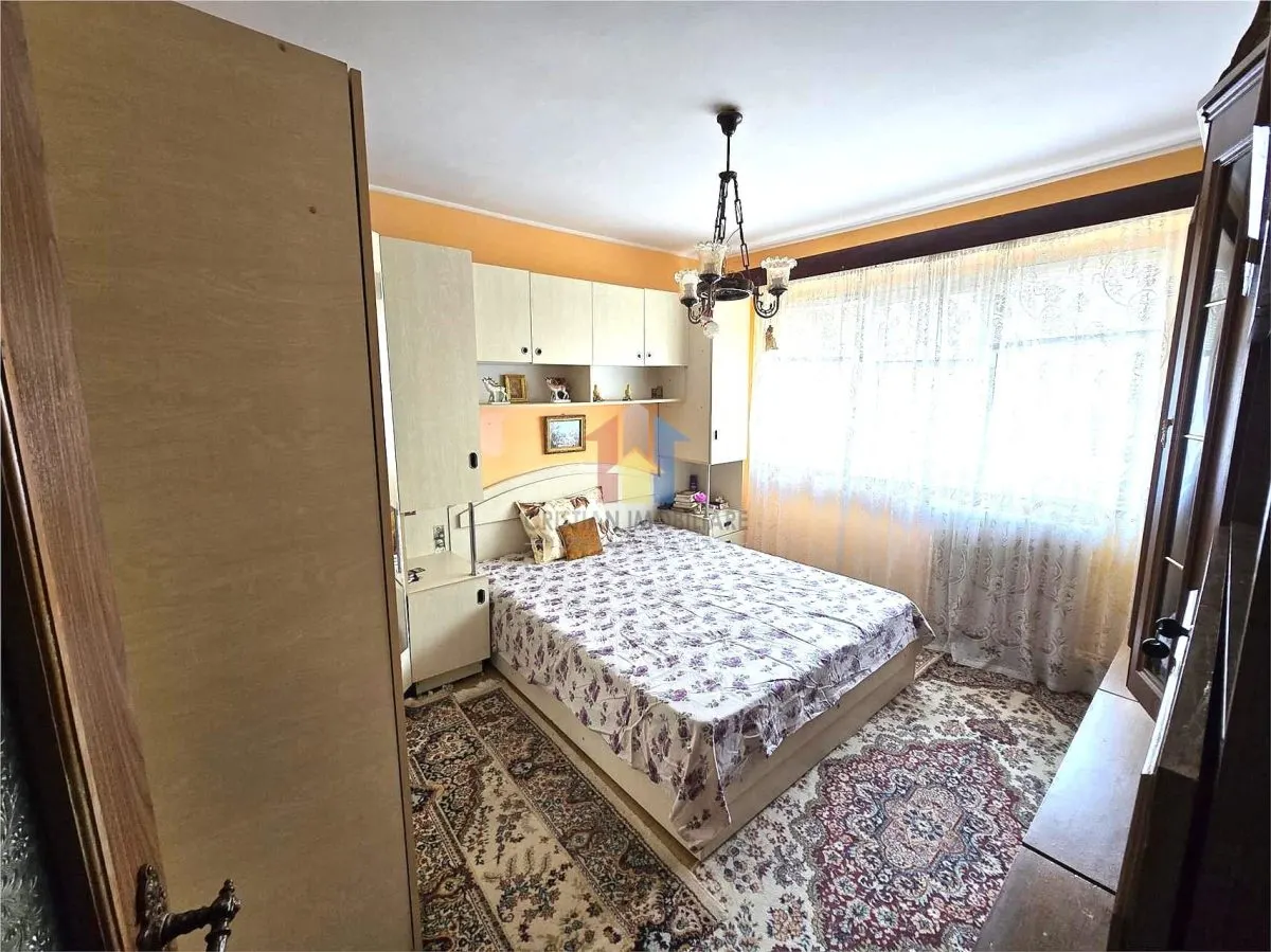 3 camere, etaj de mijloc, confort 1 decomandat, Viziru 3 - foto 3