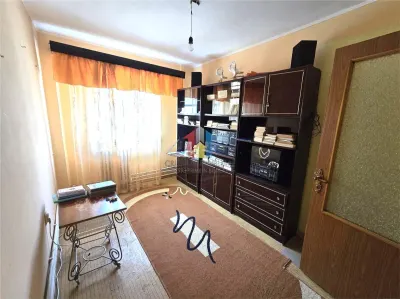 3 camere, etaj de mijloc, confort 1 decomandat, Viziru 3 - foto 5