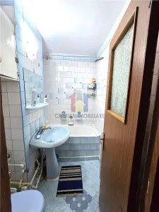 3 camere, etaj de mijloc, confort 1 decomandat, Viziru 3 - foto 10