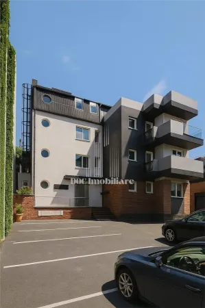 Apartament 3 camere București - poza 4