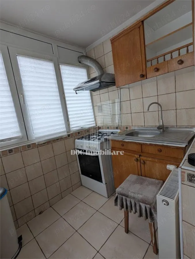 4 camere Costin Georgian | Parcare | Metrou | Pet Friendly | Masina Vase - foto 4