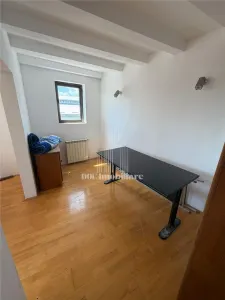  4 camere | Calea Calarasilor | 160 mp | Sediu Firma/Birouri - Bucuresti