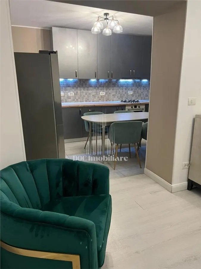 3 camere Casa in ansablu rezidential - Hala Traian | Centrala | Crama - foto 2
