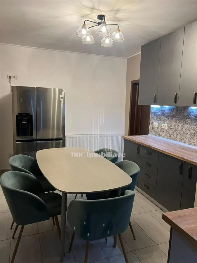 3 camere Casa in ansablu rezidential - Hala Traian | Centrala | Crama - foto 4