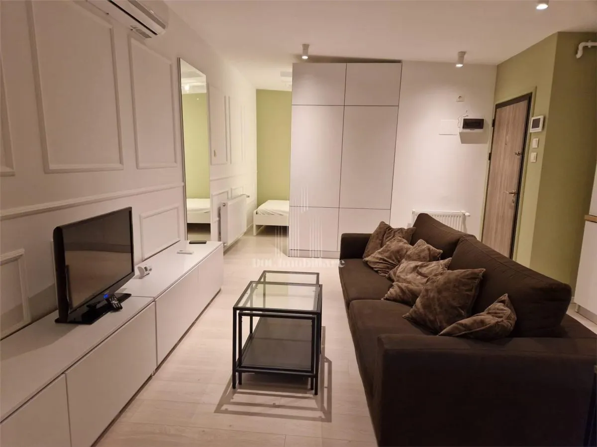2 camere Obor | VIla renovata cu gradina si terasa | Centrala | Metrou - foto 1