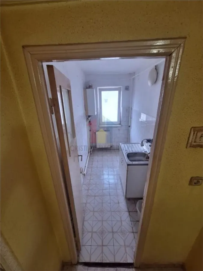 Ap 2 camere, Viziru 1, 40mp Etaj3  LIBER - foto 4