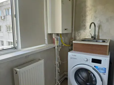 Garsoniera, etaj 3, Mobilata si Utilata, Confort 1 Decomandat, Hipodrom - foto 4