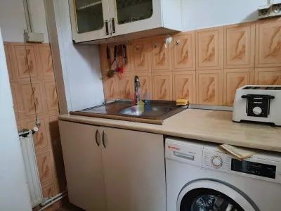 Garsoniera. etaj 2, Mobilata si Utilata, Hipodrom - Sala Polivalenta - foto 3