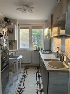 Apartament 2 camere , etaj 2, Piata Mare, mobilat utilat. totul nou - foto 14