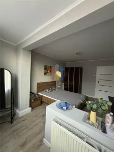 Apartament 2 camere , etaj 2, Piata Mare, mobilat utilat. totul nou - foto 6