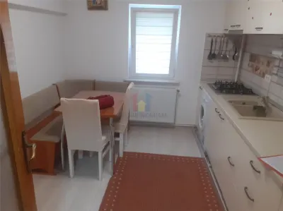 VEZI VIDEO! 3 camere, etaj 2, Decomandat, Mobilat si Utilat, Independentei - Braila