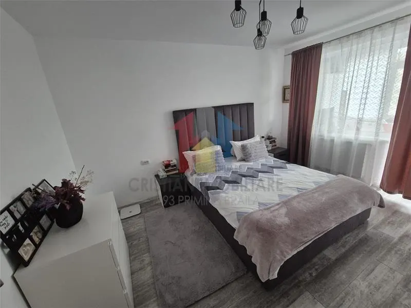 Video! MOBILAT SI UTILAT DE ACTUALITATE 3 camere zona Hipodrom, etaj 3 - foto 3