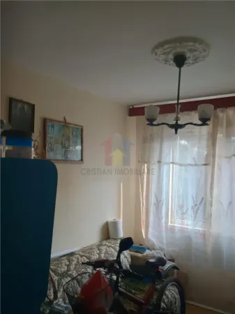 Apartament 3 camere Brăila - poza 9