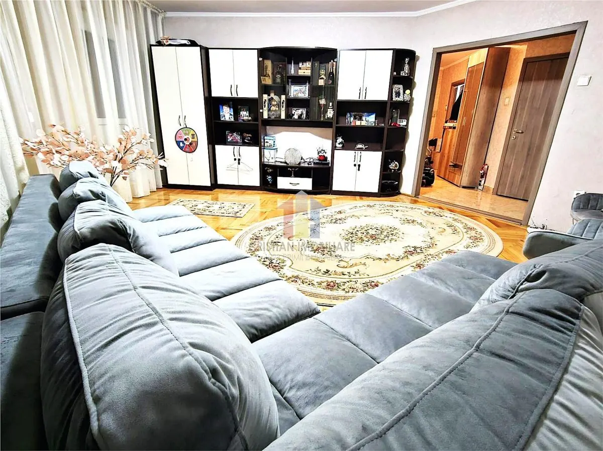 Apartament 3 camere Brăila - poza 1