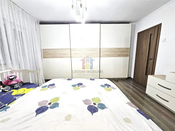 Apartament 3 camere Brăila - poza 8