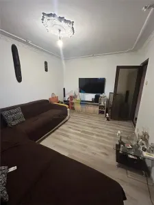 3 camere, decomandat, Mobilat, 2 balcoane, Vidin - foto 2