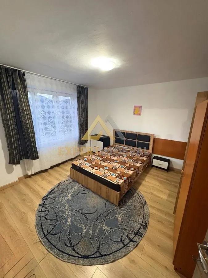 Apartament de inchiriat spațios și luminos strada Regel Mihai cu 3 dormitoare - foto 1
