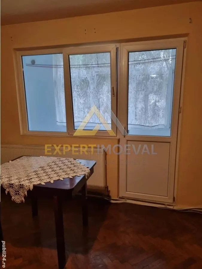 apartament 2 camere Baia Mare Str George Enescu nr 8 - foto 3