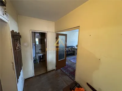 Apartament 3 camere pe Victoriei langa Casa de Cultura - foto 2