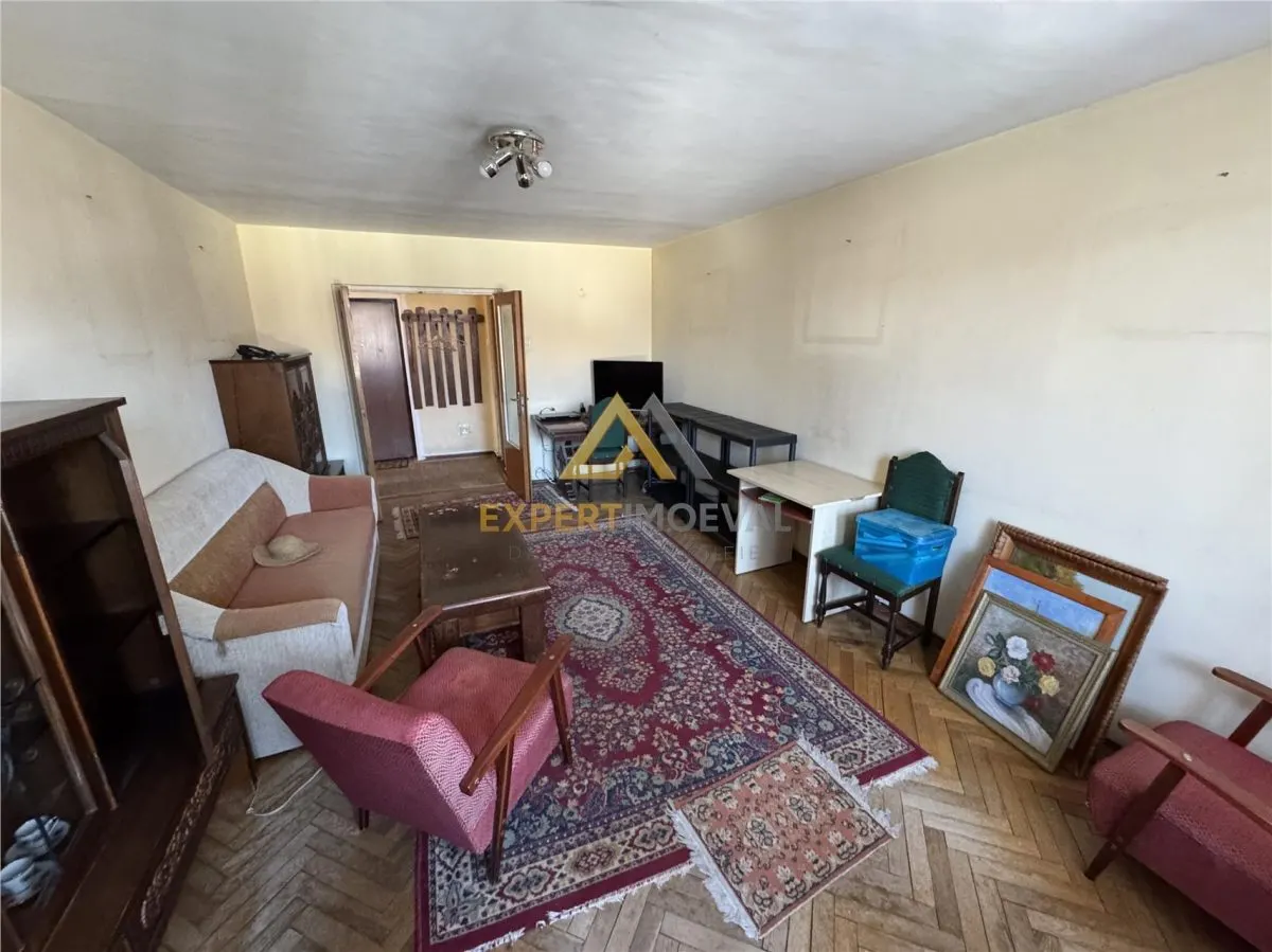 Apartament 3 camere pe Victoriei langa Casa de Cultura - foto 4