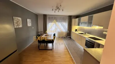 Apartament lux Victoriei de inchiriat + garaj - Baia Mare