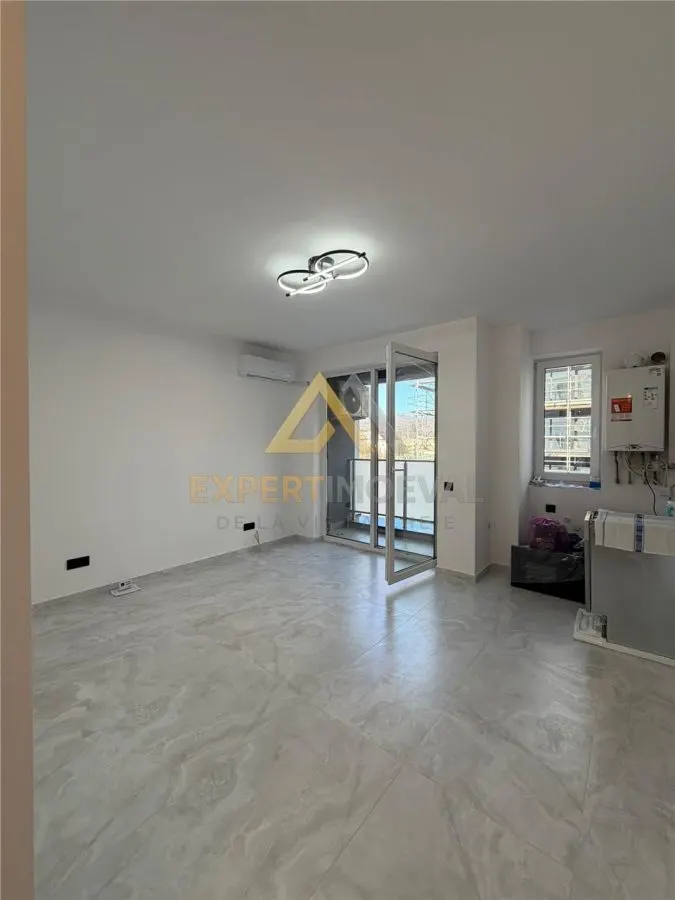 Garsoniera, zona foarte buna, George Cosbuc, 36 mp utili etaj 4/8 - foto 2