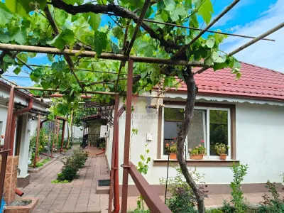 Casa 3 camere, toate utilitatile, teren 512 mp Radu Negru - Buzaului - Braila