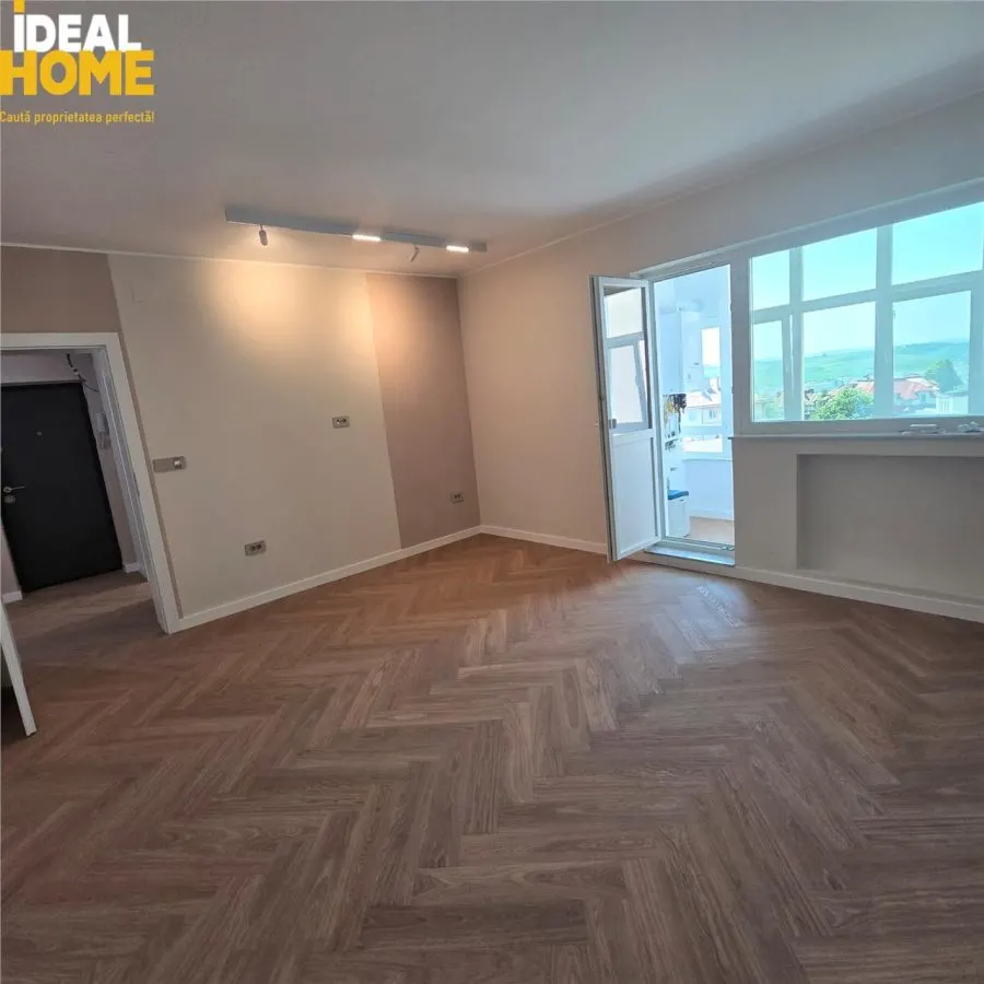 Apartament 4 camere Parcul Copou- Str. Aurora  Centru - foto 2